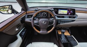 Lexus ES300 - local